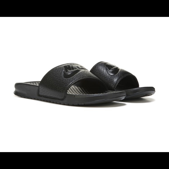 Nike Slides - Picture 2 of 3